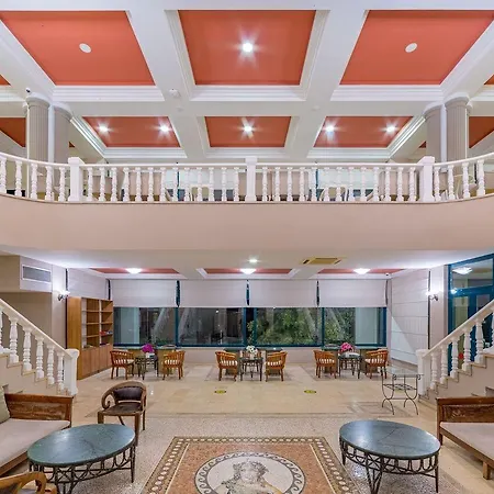 אתר נופש Justiniano Club Alanya אוקורקאלאר