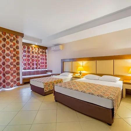 Justiniano Club Alanya 4* אוקורקאלאר