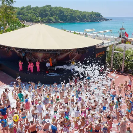 Justiniano Club Alanya 4* אוקורקאלאר