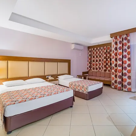 Rezort Justiniano Club Alanya Okurcalar