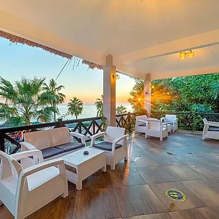 Justiniano Club Alanya 4* אוקורקאלאר