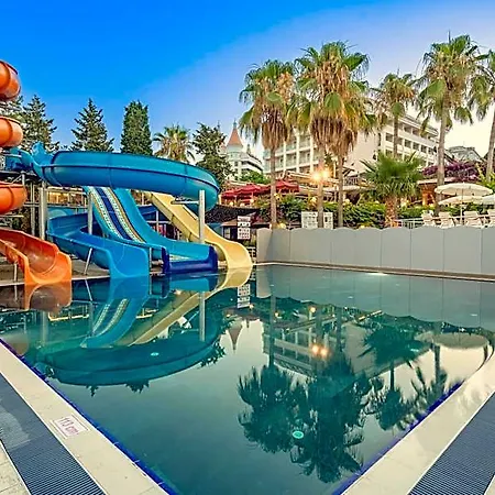Justiniano Club Alanya 4* Okurcalar