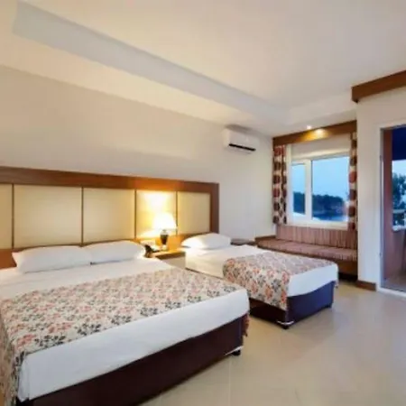 Justiniano Club Alanya Resort 4*